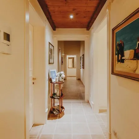 Alle Pendici Del Conero 2*