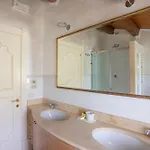 Alle Pendici Del Conero 2*