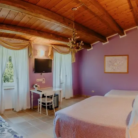 Alle Pendici Del Conero Hotel 2*